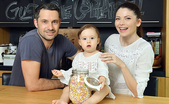 Anca şi Ştefan au o fetiţă drăgălaşă, pe Natalia, în vârstă de un anişor