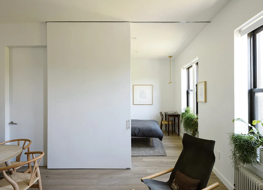 Pereţii glisanţi pot mări un apartament