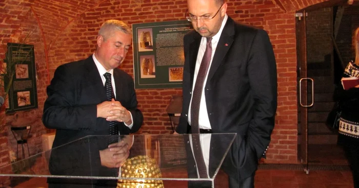 Ministrul a admirat "Comorile dacilor"