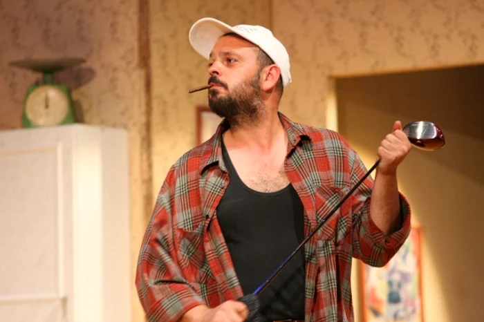 Tudor Smoleanu joacă la teatrul ploieştean Foto: Teatrul "Toma Caragiu"