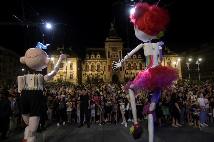 Puppets Occupy Street1 jpg