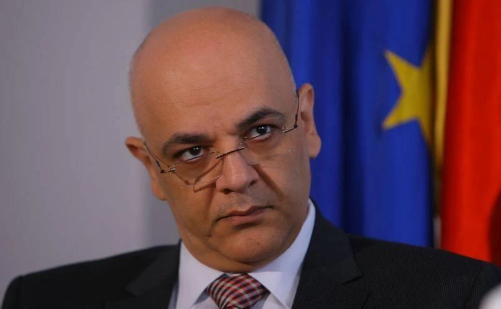 Raed Arafat, audiat de procurorii militari într-un dosar privind achiziția unui elicopter SMURD