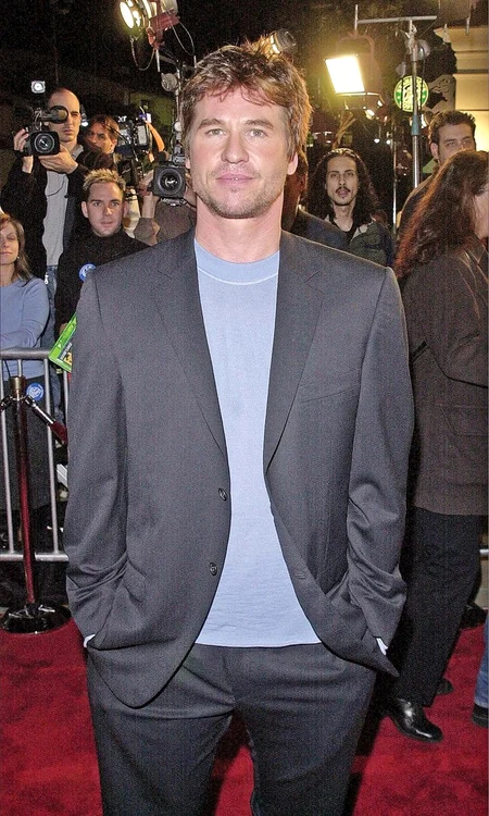 Aşa arăta Val Kilmer în anul 2000