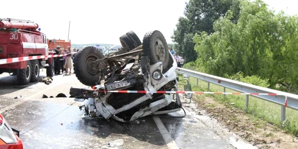Accidentul a avut loc lângă Chişinău. Foto de Eduard Bâzgu