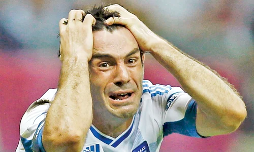    şi a smuls  părul din cap    jpeg