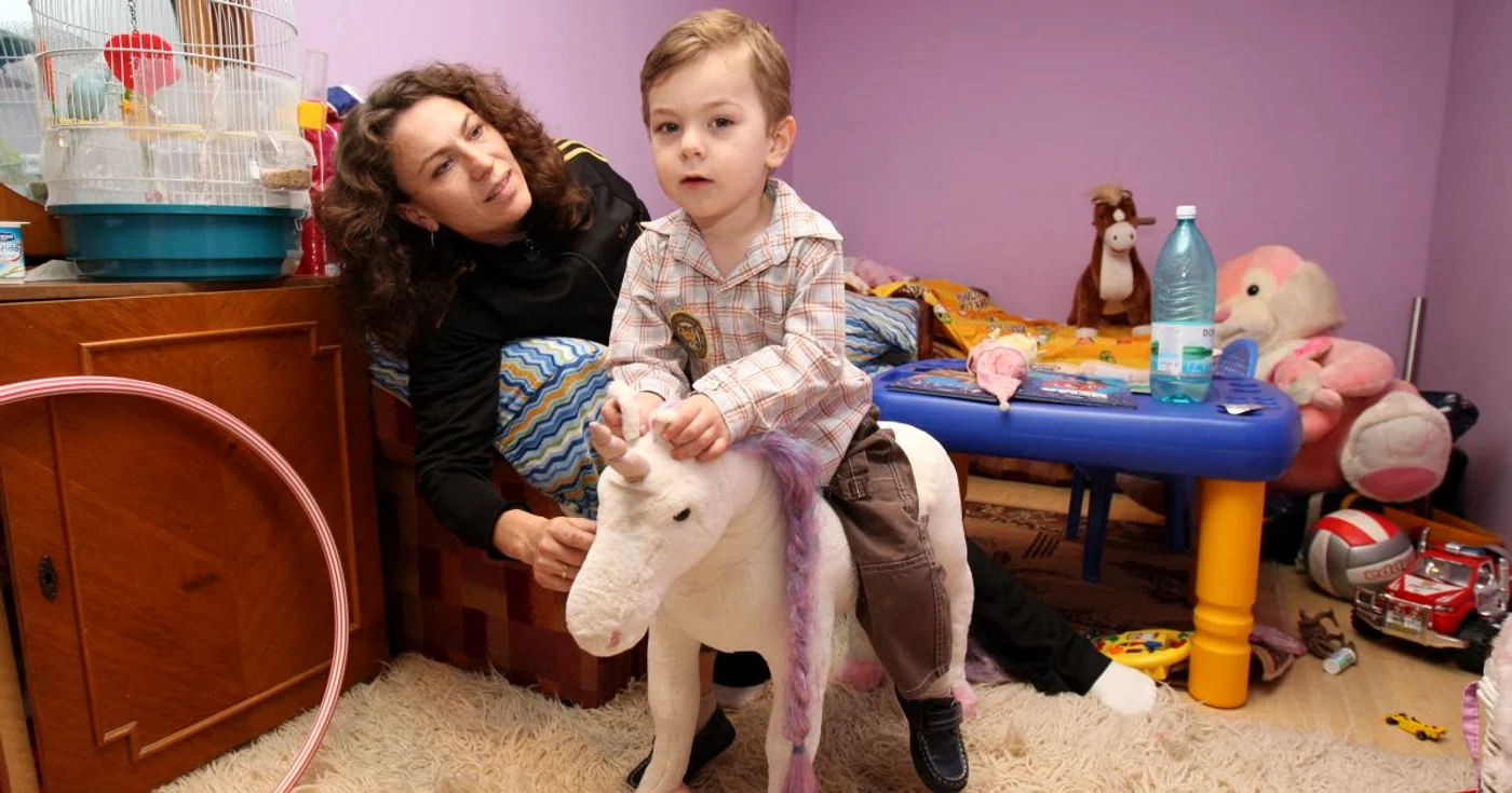 150.000

de copii care 
nu au prins loc 
la grădiniţă ar putea beneficia de serviciile unei bone   FOTO Adevărul