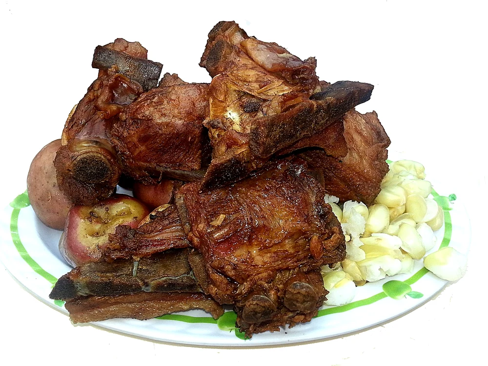 Consumul de carne de porc insuficient pregătită ar fi putut produce toxiinfecția FOTO: Pixabay 