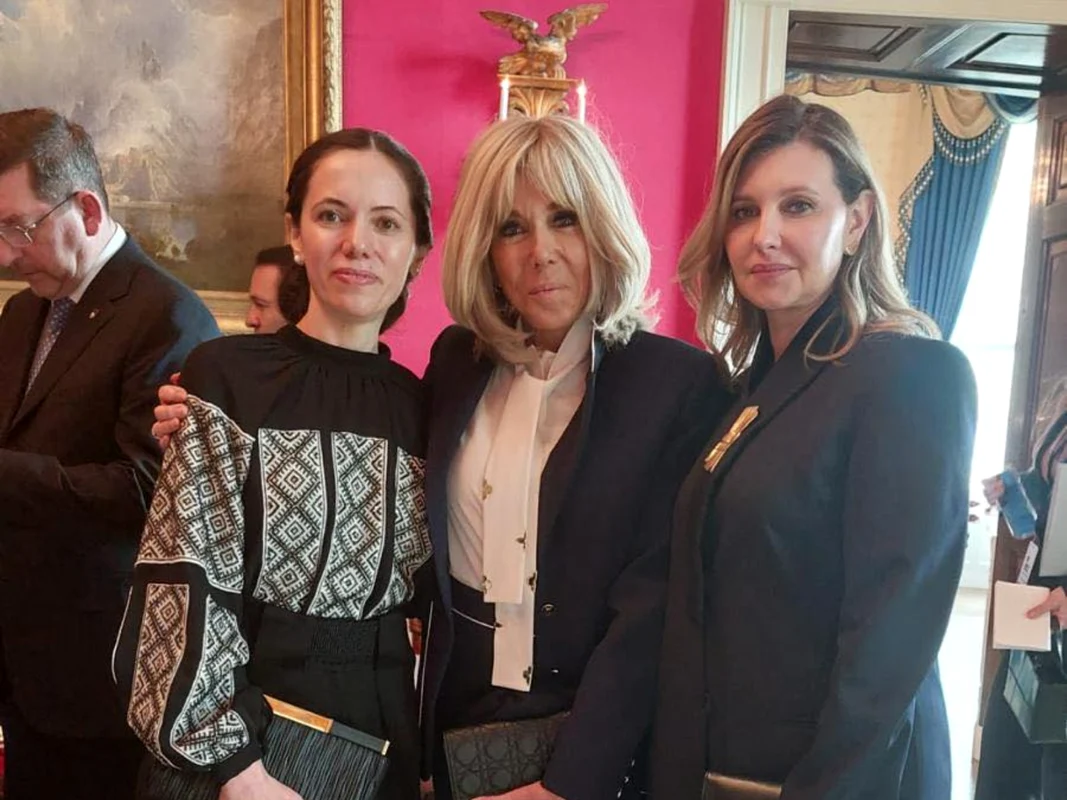 mirabela gradinaru, brigitte macron si olena zelenska foto administratia prezidentiala png