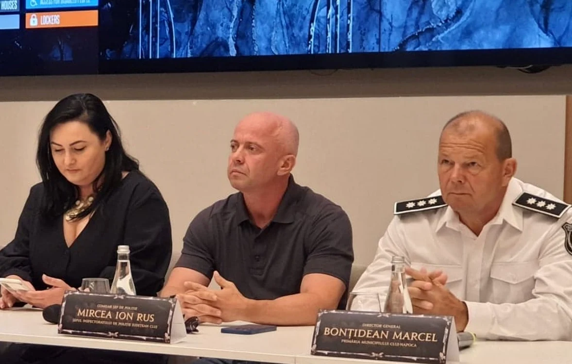 Prefectul Irina Munteanu, şeful Poliţiei, Mircea Rus şi şeful Poliţiei Locale, Mircea Bonţidean au participat la conferinţa de presă organizată de Untold. FOTO: Remus Florescu