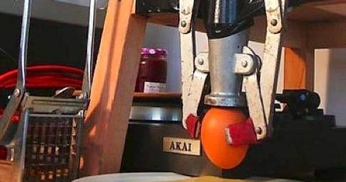A fost inventată prima maşină de făcut micul dejun, complet automată