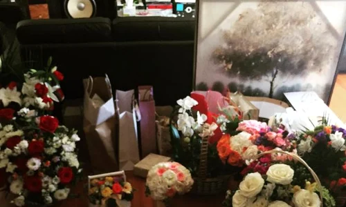 După ceremonie, Magda a plecat acasă cu zeci de buchete de flori  jpeg