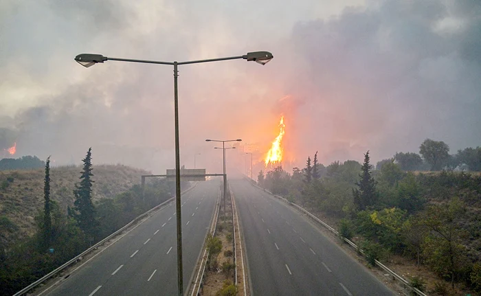 
    Scene apocaliptice au fost surprinse ieri în apropiere de AtenaFoto: Gettyimages  