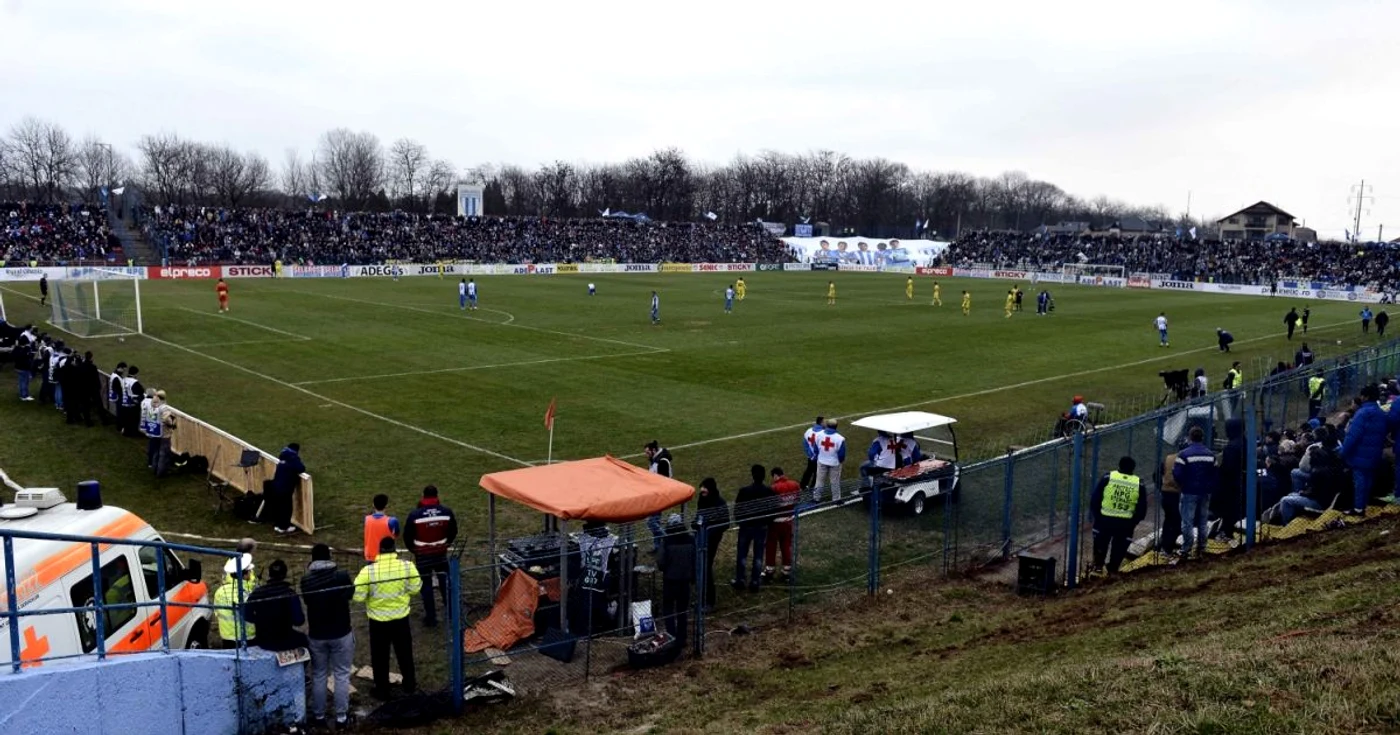 Stadionul Extensiv este acum disputat de rechinii imobiliari