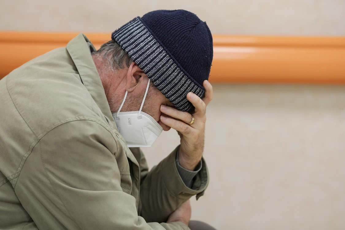 În valul 4, au trecut oficial prin boală 400.000 de români. Foto: Inquam Photos