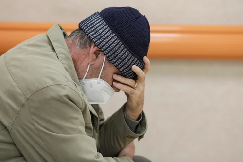 În valul 4, au trecut oficial prin boală 400.000 de români. Foto: Inquam Photos