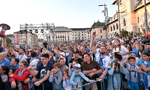 Universitatea Craiova, sarbatorind titlul din Superliga (Sportpictures) 5 jpg