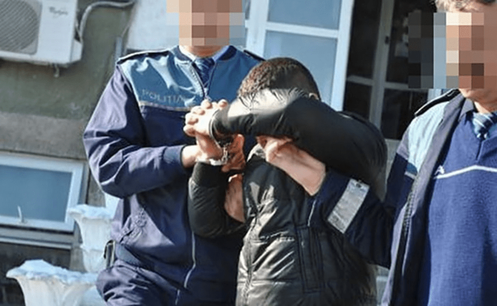 Faptă șocantă a unui minor. Și-a drogat victima cu o țigară, apoi a tâlhărit-o