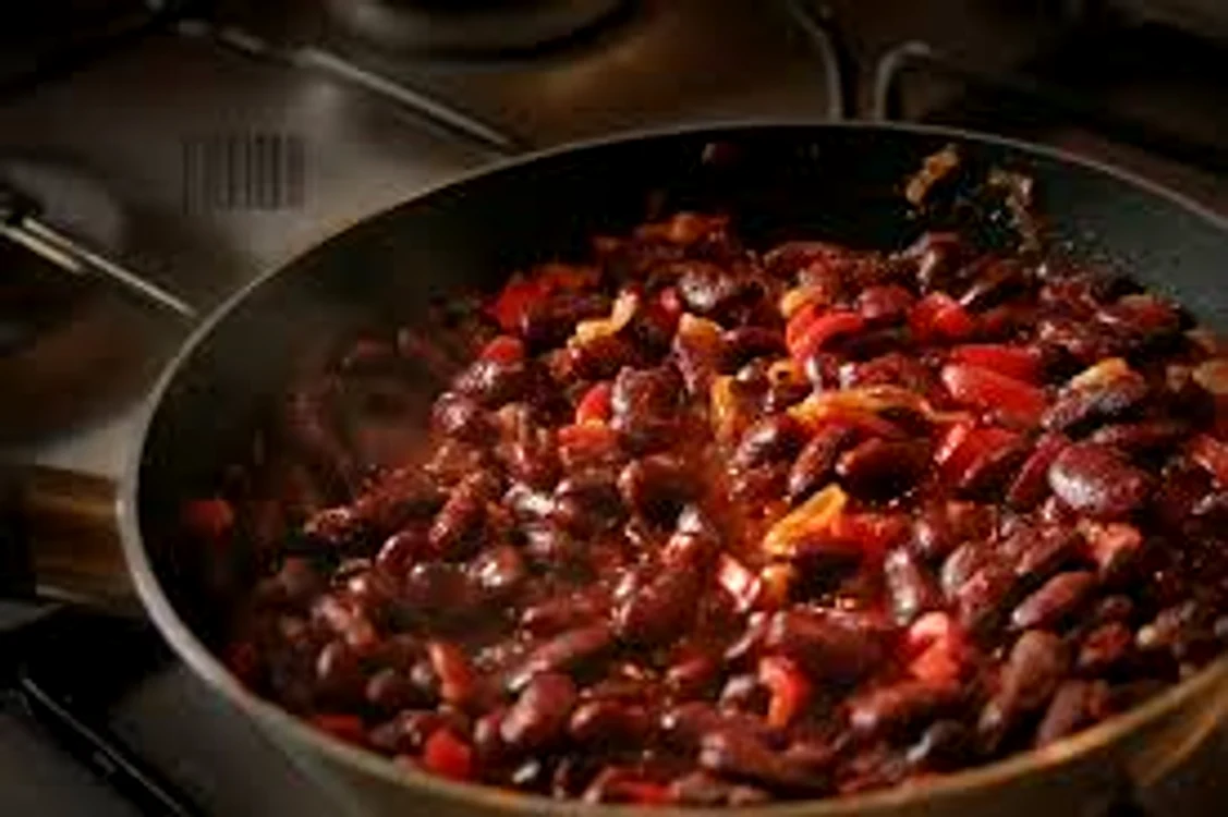 
    Fasolea roșie este la fel de sățioasă ca și carnea Sursa: culinarbzi.ro  