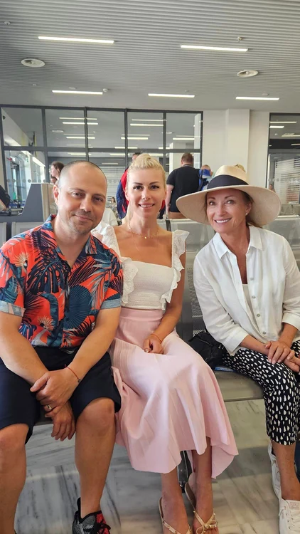 Dan si Madalina Badea cu Jane Seymour jpg