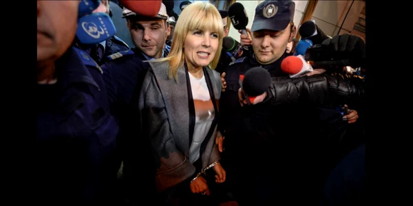 Elena Udrea retinuta catuse DNA HOME FOTO Mediafax