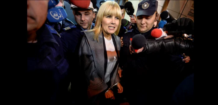 Elena Udrea află marţi dacă i se va admite contestaţia împotriva mandatului de arestare FOTO Adevărul