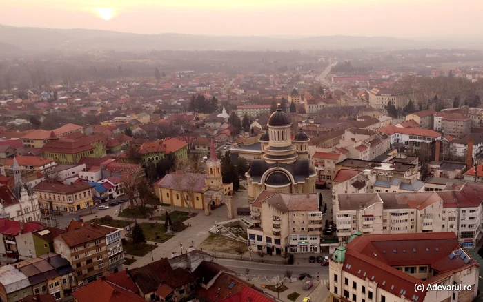 Centrul orașului Caransebeș. Foto: Daniel Guță. ADEVĂRUL