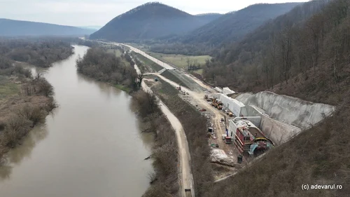Tunelurile de pe calea ferată Arad Simeria  Foto Daniel Guță ADEVĂRUL (13) JPG