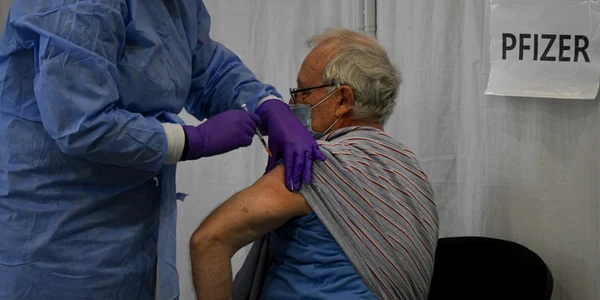 Aglomeraţie la maratonul de vaccinare organizat în weekend în Bucureşti. Foto Mediafax