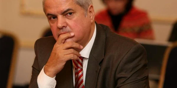 Adrian Năstase