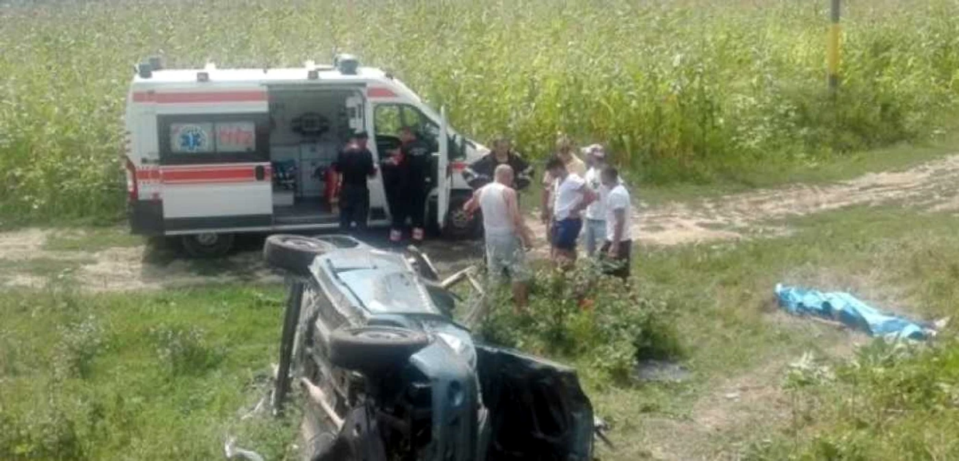 Accidentul rutier a avut loc marţi, 08 august, în jurul orei 13.30 FOTO desteptarea.ro