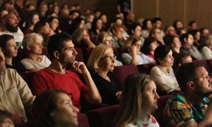 cinema victoria   public jpg