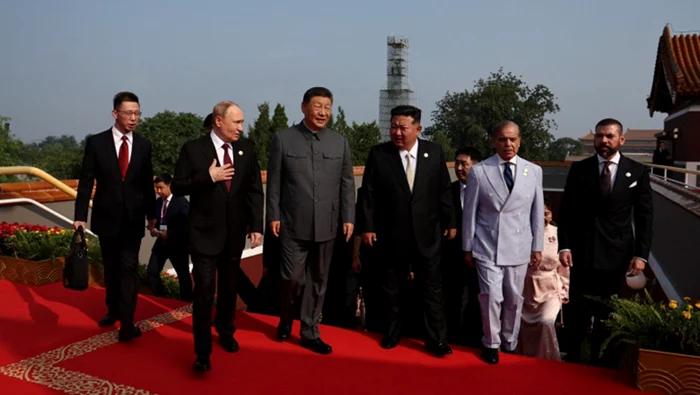 Putin și Xi Jinping în China, la parada militară. Foto: Profimedia Images