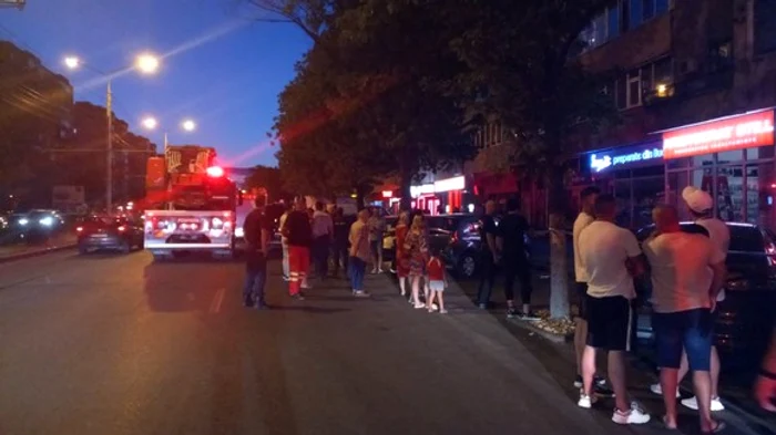 
    Moise și Beatrice au căzut de la etajul 10 în seara zilei de 11 august  Foto: ziarulincomod.ro  