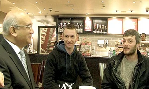 Pe 1 ianuarie, doar câţiva români  așteptau pe Aeroportul Otopeni  să se îmbarce către Londra (Fotografii: Reuters, PA) jpeg