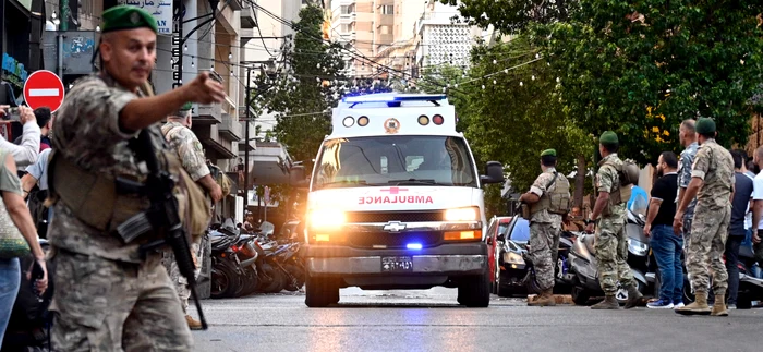 Cel puţin 20 de morţi şi circa 450 de răniţi în urma exploziilor FOTO: EPA EFE