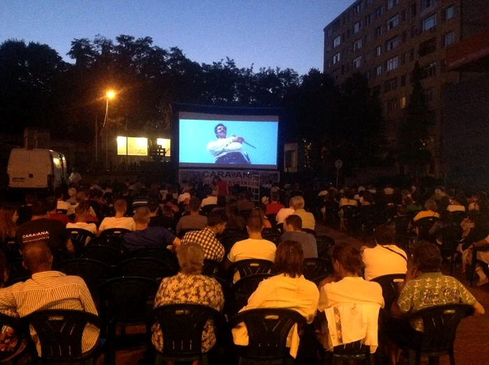 Publicul arădean va putea vedea filme gratuit în Parcul Eminescu