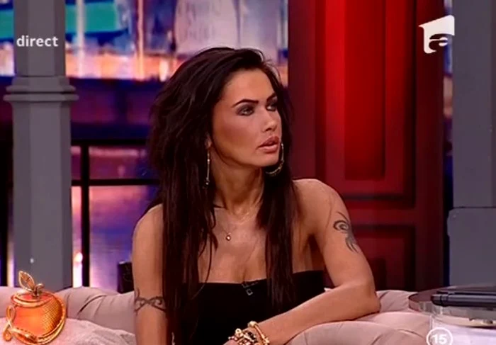 Oana Zăvoranu, prima apariţie la TV după înmormântarea mamei eiCaptură Antena 1
