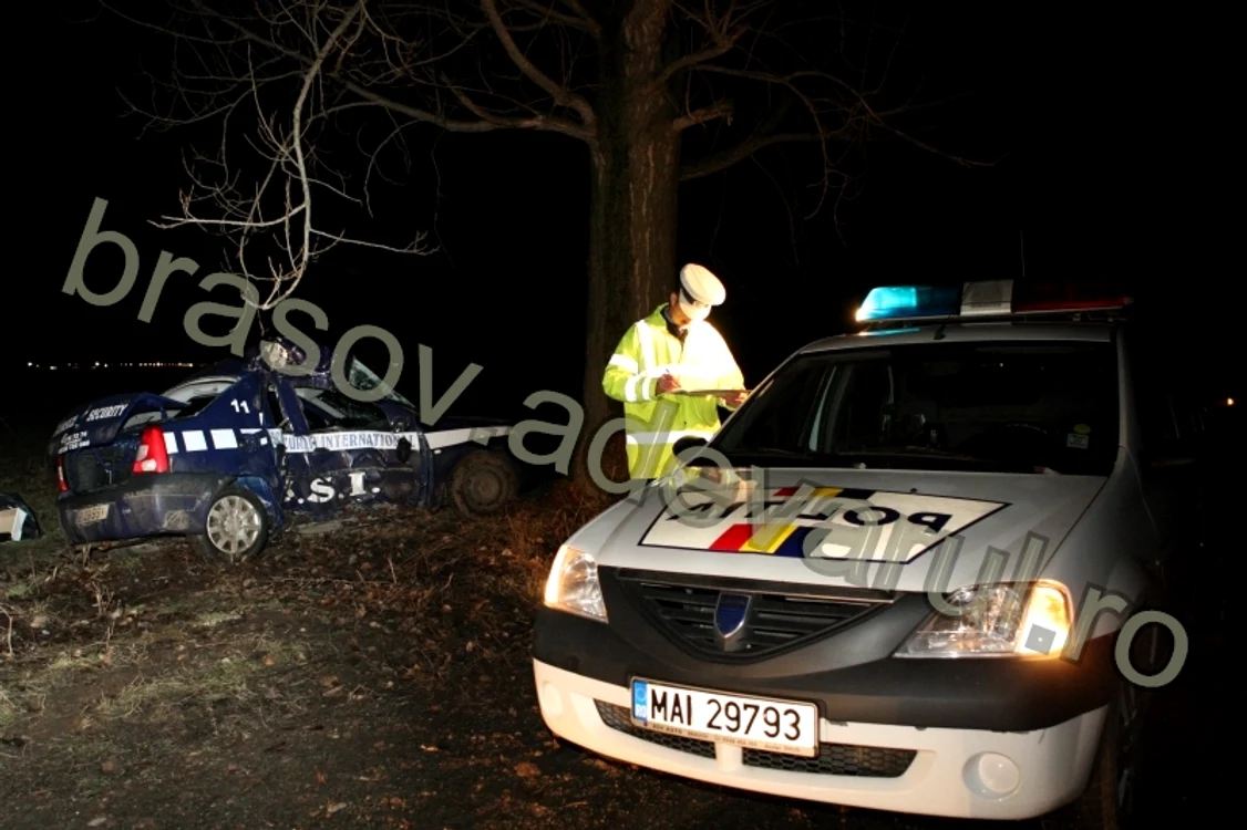 Poliţiştii din Codlea s-au deplasat la locul accidentului