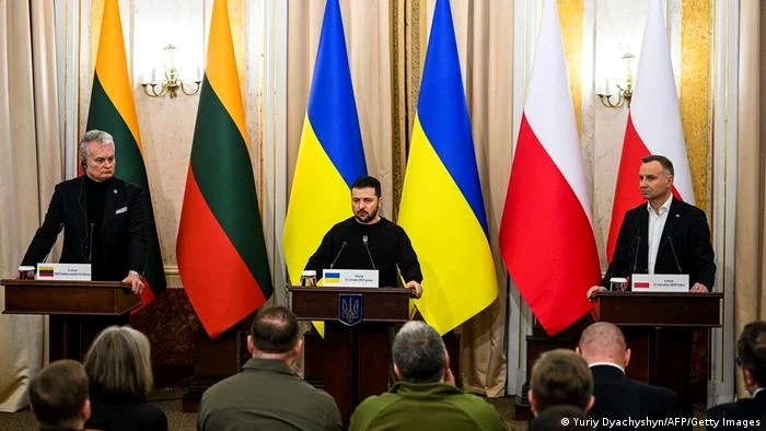 Întâlnire la vârf dintre preşedinţii Duda (Polonia), Zelensky (Ucraina) şi Nauseda (Lituania)