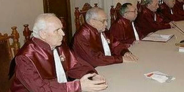 25% spor de stres pentru magistraţi