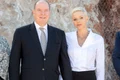 Prințesa Charlene și Prințul Albert Adăpost animale7 jpg