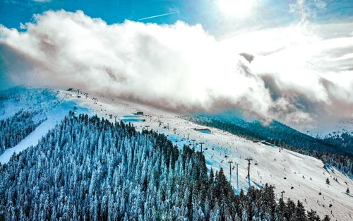 statiunea straja masivul valcan foto Complex Montana Straja