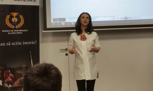 andreea raducan gimnastica jpeg