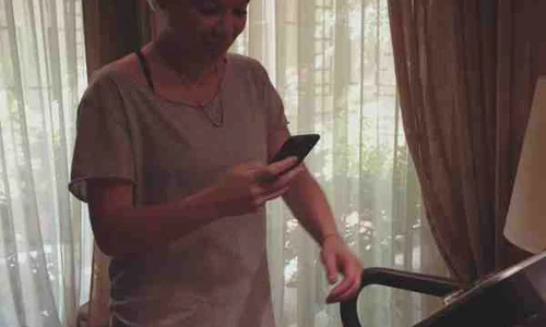 Firma de electrocasnice se mândreşte cu noua bombă sexy care a devenit imaginea sa  jpeg