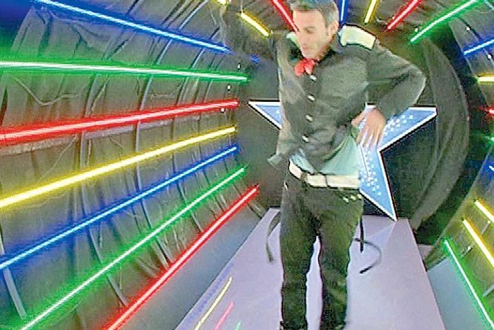 Balerina a purtat coliere cu pietre  preţioase deosebit  de scumpe, în  preselecţiile  show-ului “România  dansează” (CAPTURI: ANTENA 1)