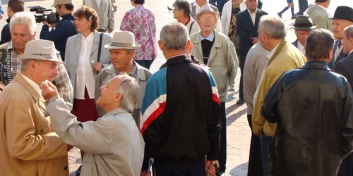 Tarife pentru buzunarele pensionarilor 