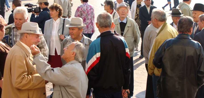 Tarife pentru buzunarele pensionarilor