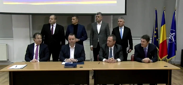 Semnarea contractului pentru ultimul tronson din Autostrada Transilvania