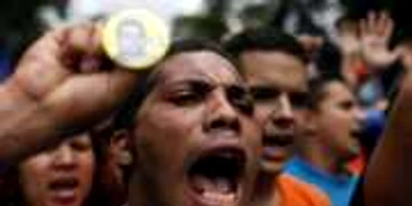 Mii de studenţi au demonstrat în capitala Venezuelei