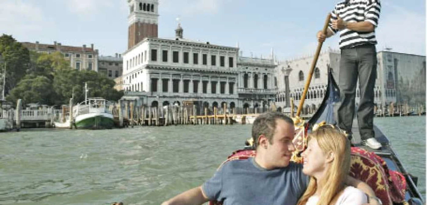Un weekend romantic la Veneţia costă minimum 230 de euro de persoană